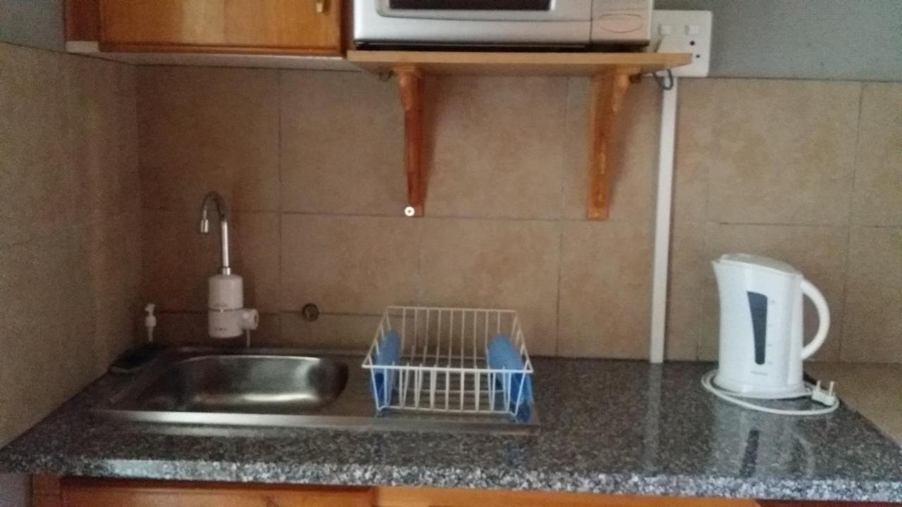 Chariots Guest House Πολοκουάνε Εξωτερικό φωτογραφία